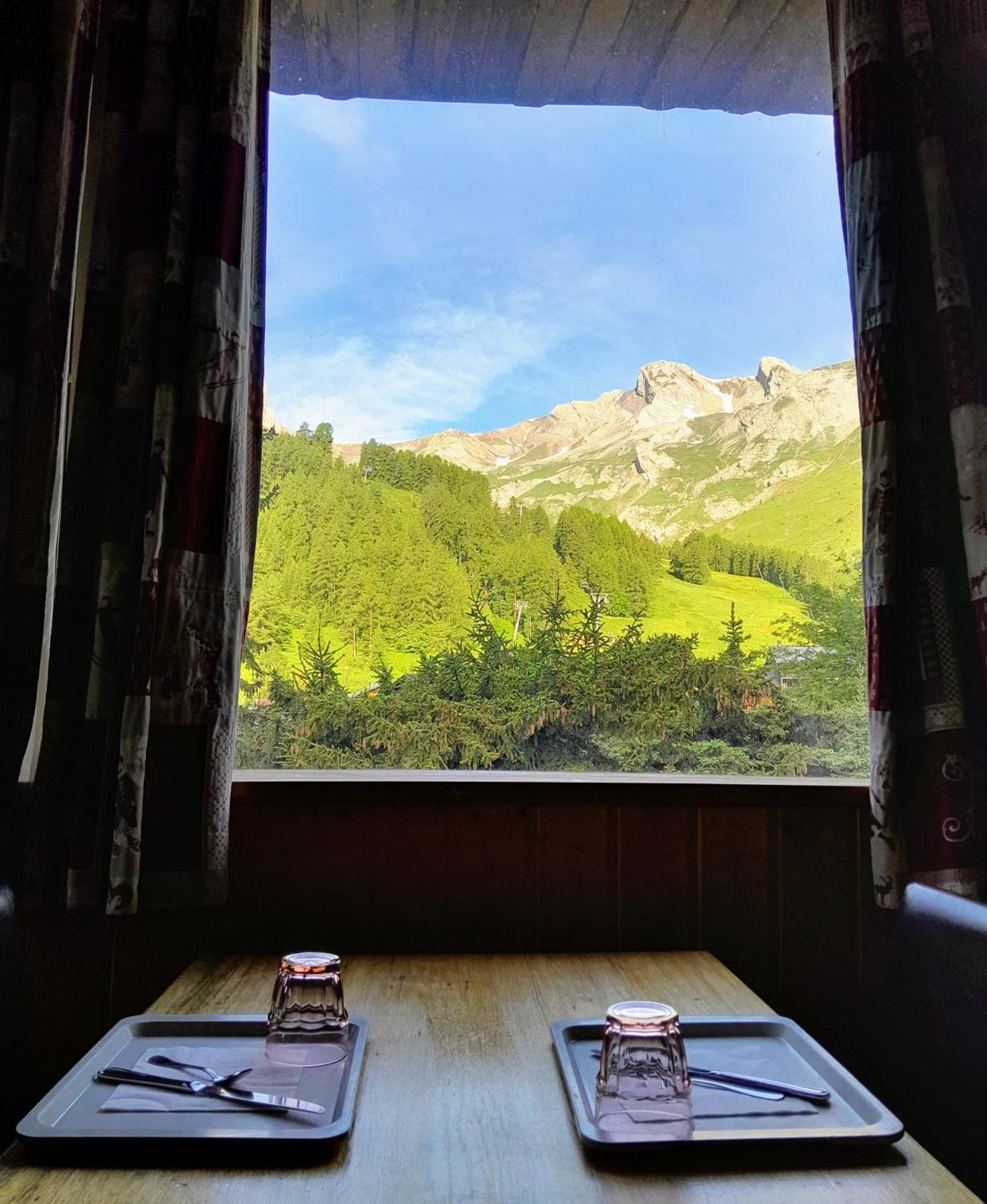 Hotel Restaurant La Source Ла-Фу Экстерьер фото